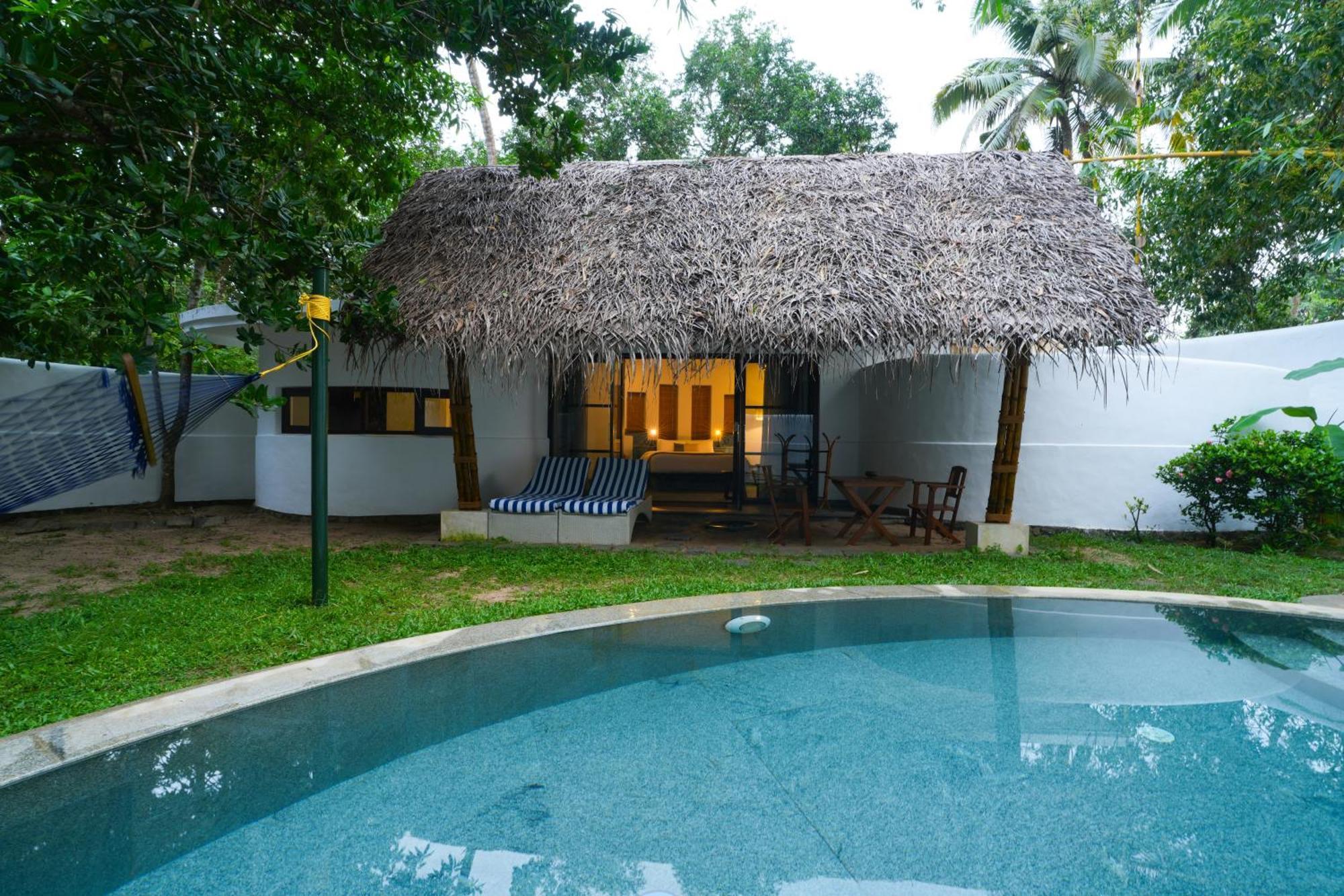 Xandari Pearl Beach Resort Mararikulam Exterior foto